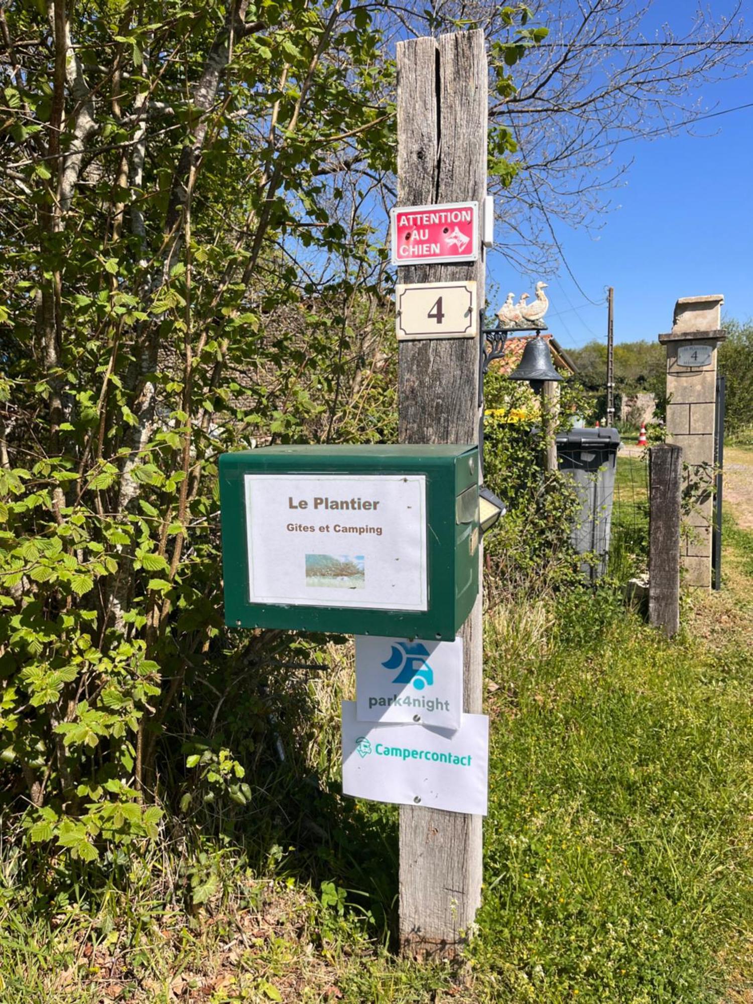 Le Plantier2 Villa Beaulieu-sur-Sonnette Bagian luar foto